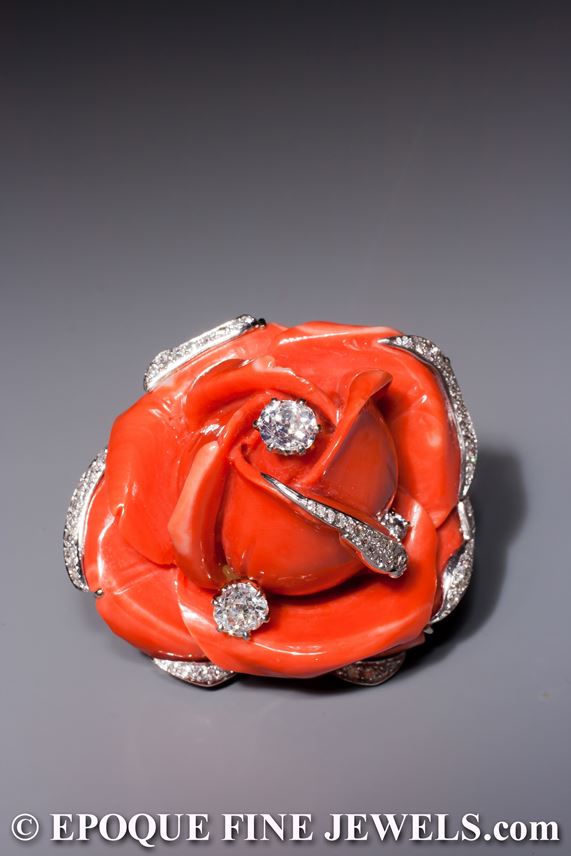 A beautiful 1950ies coral and diamond flower clip brooch | MasterArt